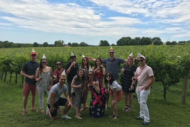 Virginia Wineries Guided Tour and Tastings from Washington DC - Group size, comfort, and what to expect on the bus