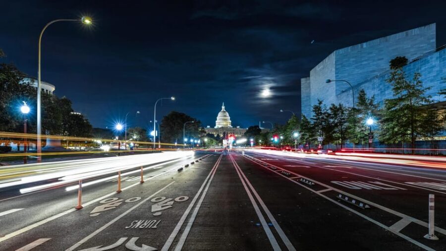 Washington After Dark Night Tour - Night DC by bus: what the 3-hour ride really feels like