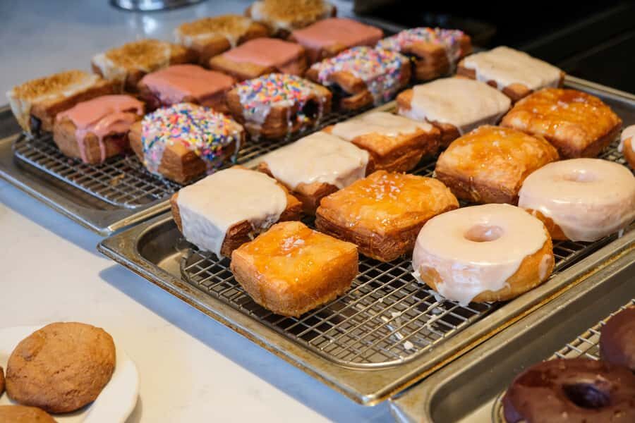 Washington, D.C.: Guided Delicious Donut Tour with Tastings - Lafayette Square: Turning a Snack Stop Into a History Lesson