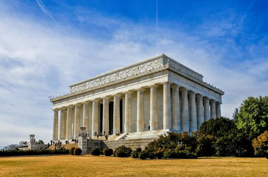 Washington, D.C.: Monuments & Memories History Walking Tour - Lincoln Memorial: the starting point you can’t ignore