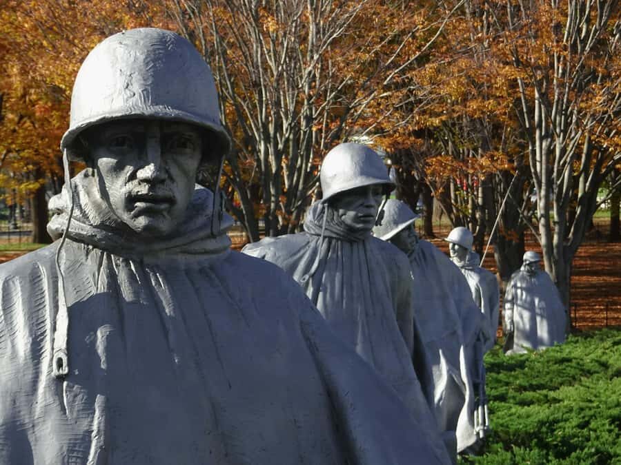 Washington, D.C.: Monuments & Memories History Walking Tour - Vietnam Veterans Memorial: where the names hit like a drumbeat