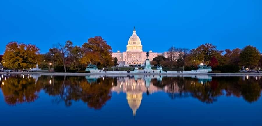 Washington D.C.: The Ghosts of Washington D.C. Walking Tour - Meet Under the Supreme Court, Then Walk Into D.C. at Night