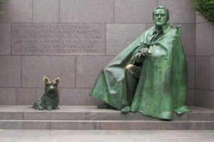 Washington DC 3 Hour Day Tour - Pickup, vehicle, and small-group pace