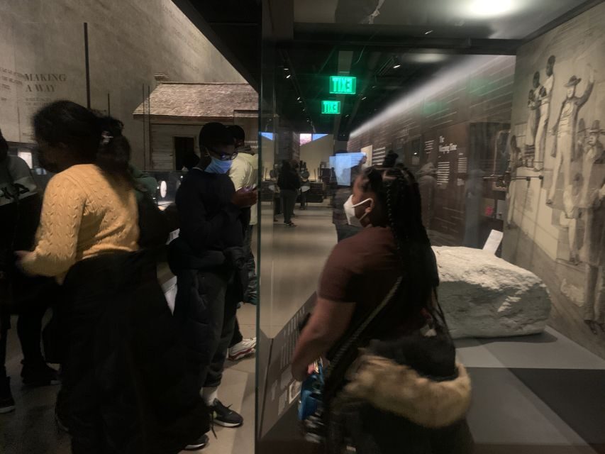 Washington DC: African American History Museum Private Tour - Keeping kids and teens engaged without dumbing it down