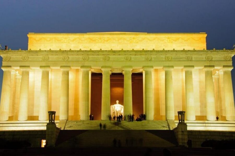 Washington DC: After Dark Night-Time Sightseeing Tour - Why DC After Dark Is the Smart Time for Monument Photos