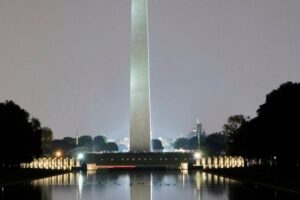 Washington DC: After Dark Night-Time Sightseeing Tour - Hyatt Regency Meeting Point and the Shared Air-Conditioned Ride