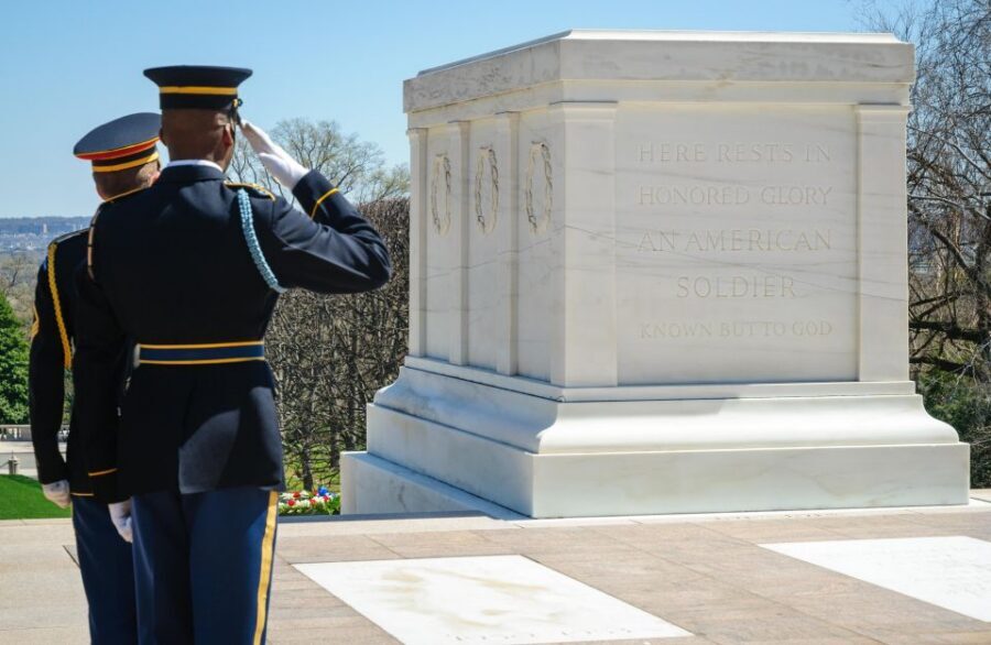 Washington, DC: Arlington Cemetery & Memorials Tour - Why a guided Arlington walk is worth it