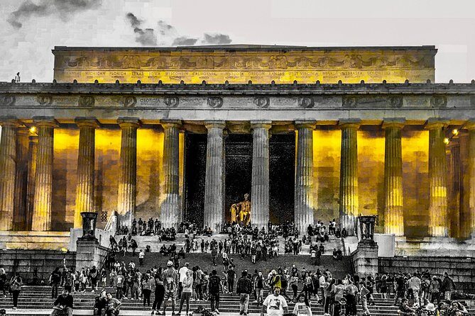 Washington DC City Guided Tour in Private Luxury Vehicle - Jefferson Memorial and Lincoln Memorial: Tidal Basin Views That Feel Made for Photos