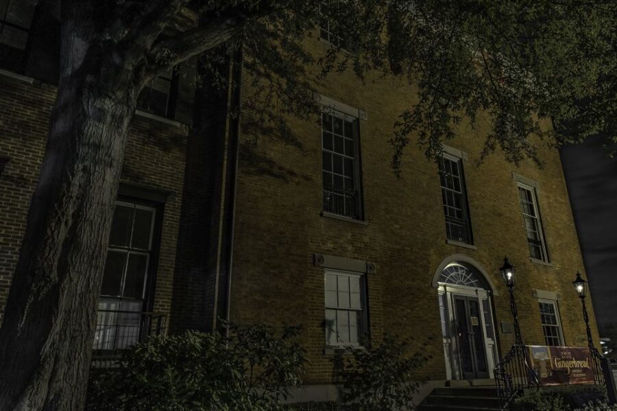 Washington, DC: Ghosts and Spirits Haunted Walking Tour - Treasury Building finale: recap, questions, and photo checks