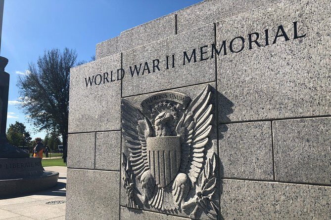 Washington DC Highlights Tour with Top Landmarks and Memorials - MLK Jr. Memorial and the Lincoln Memorial Area Walking Segment
