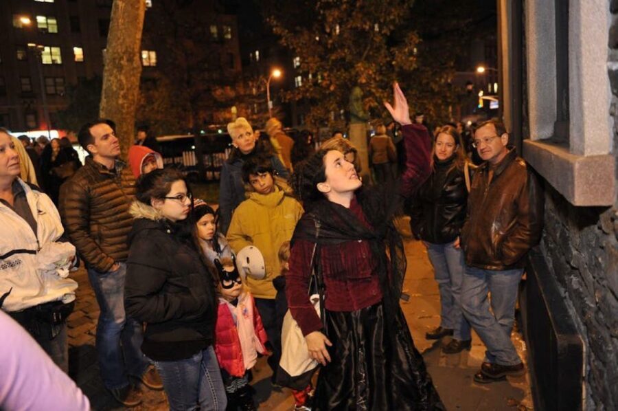 Washington, DC: Horror on the Hill Ghost Tour - Other haunted stops: presidents, ambassadors, generals
