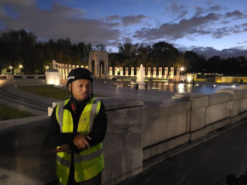 Washington DC: Monuments by Night Bike Tour - Meeting point at 801 D St NW: how the 3 hours really move