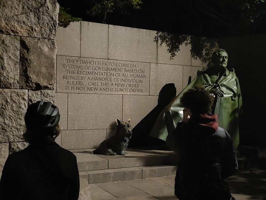 Washington DC: Monuments by Night Bike Tour - Gliding the National Mall and Tidal Basin: the nighttime monument circuit