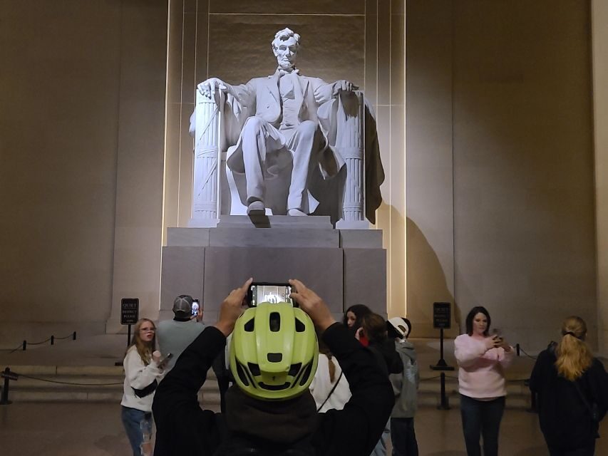 Washington DC: Monuments by Night Bike Tour - My booking advice: when to go for the best night-light photos