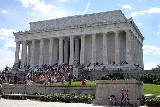 Washington DC Monuments self-guided walking tour & scavenger hunt - Phone-Based Scavenger Hunt: Why the Game Changes Everything