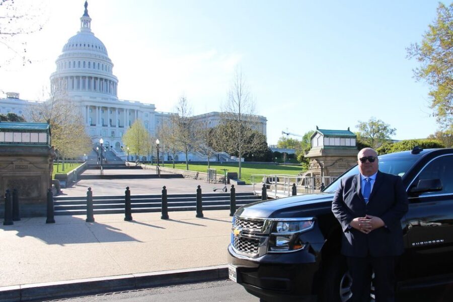 Washington DC: Multilingual Private Day or Evening SUV Tour - Capitol Hill to the White House: the DC core in a tight loop