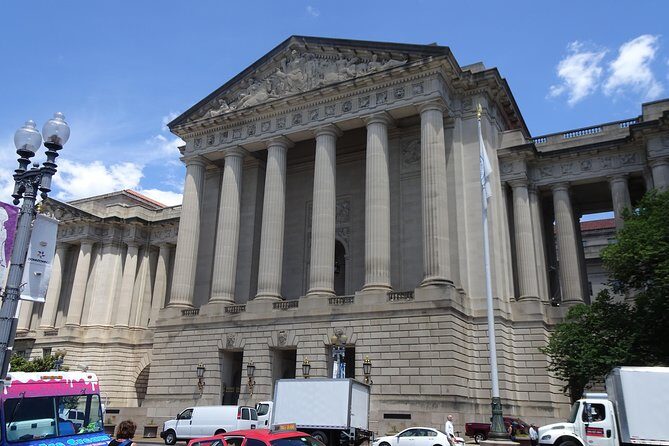 Washington DC Museums self-guided walking tour & scavenger hunt - Starting at 1500 Constitution Ave NW: set up before you walk