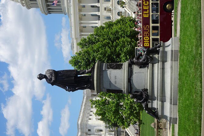 Washington DC Museums self-guided walking tour & scavenger hunt - Major film locations: why that bonus changes your eyes
