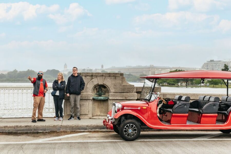 Washington DC: National Mall Tour by Electric Vehicle - Why the electric cart makes the National Mall feel doable