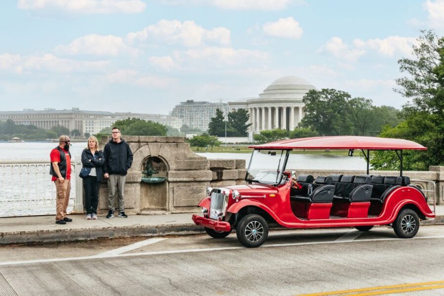 Washington DC: National Mall Tour by Electric Vehicle - White House: the postcard view, with a little context so it means more
