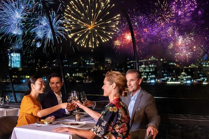 Washington DC New Year's Day Premier Brunch Cruise - The Included Holiday Buffet: What You Actually Get
