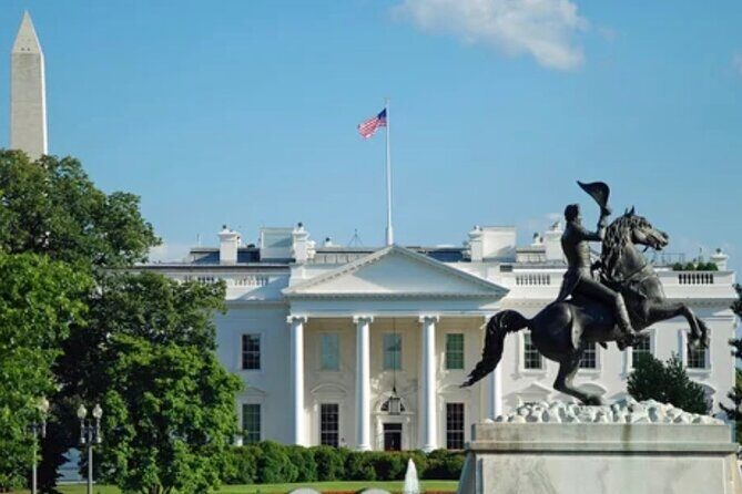 Washington DC Night-Time City Tour - The U.S. Capitol Start: Where the Night Story Opens