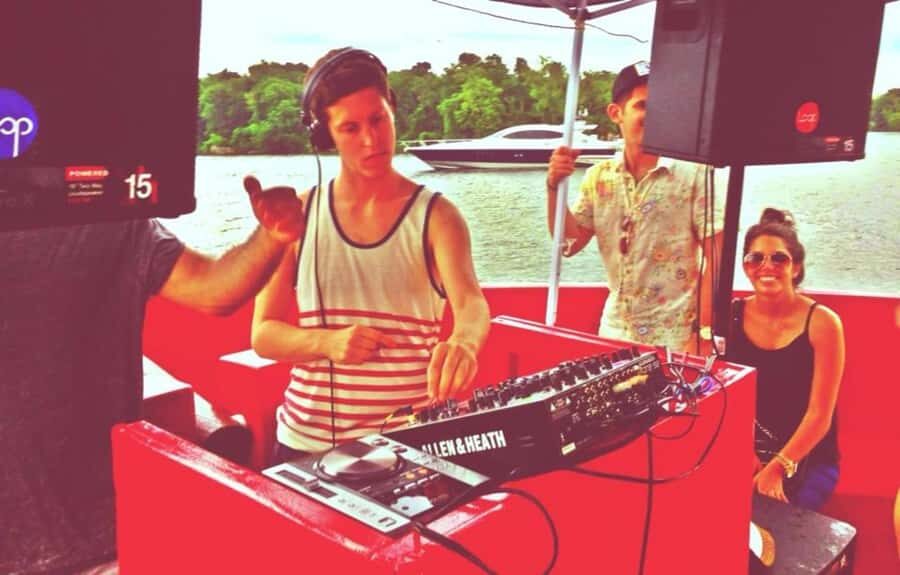 Washington DC: Pirate Ship Cruise with Open Bar - Key highlights at a glance