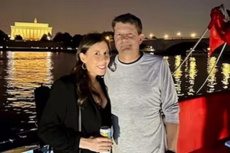 Washington DC: Pirate Ship Cruise with Open Bar - Inside the pirate ship: decks, sound system, and how the party stays moving