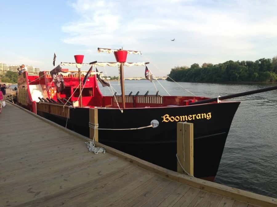 Washington DC: Pirate Ship Cruise with Open Bar - What you really get for $68: open bar value and DC views