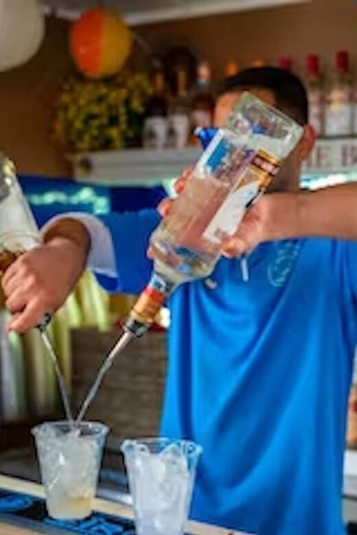 Washington, DC: Potomac River Yacht Cruise with Open Bar - Open bar and snack strategy: how to get real value from $74