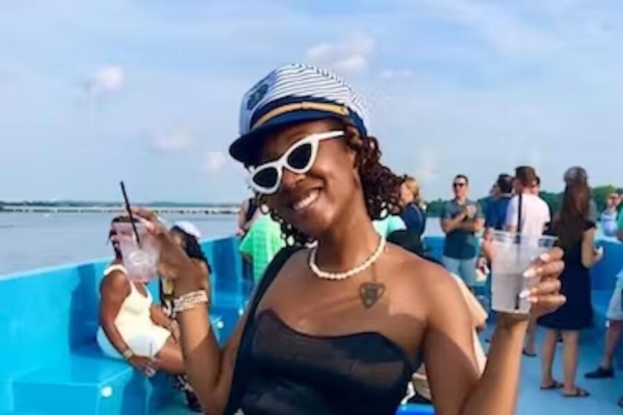 Washington, DC: Potomac River Yacht Cruise with Open Bar - Who this cruise is best for (and who should skip it)