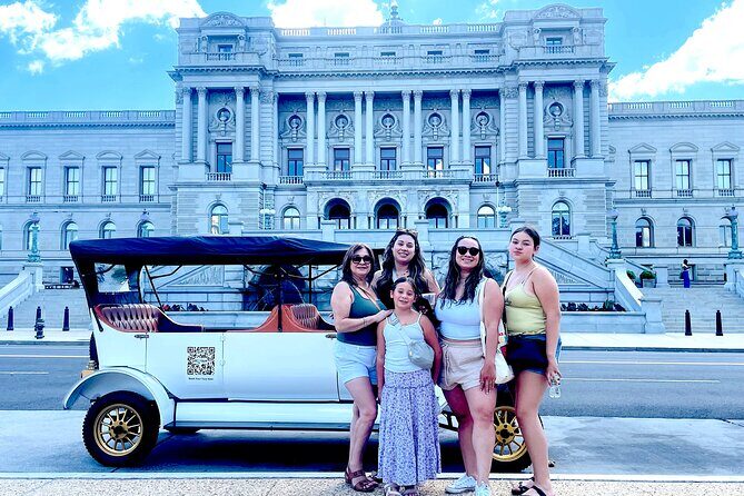 Washington DC Sightseeing Tour by Electric cart or Vintage Car - Martin Luther King Jr. Memorial: civil rights milestones in 10 minutes