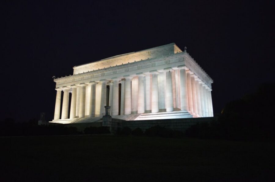 Washington DC: Small-Group 3-Hour Night Tour - National Mall Views: Drive-Bys Plus Sight-Stop Logic
