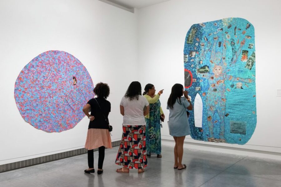 Washington DC: Smithsonian American Art Museum Private Tour - National Portrait Gallery: faces, identity, and American storytelling