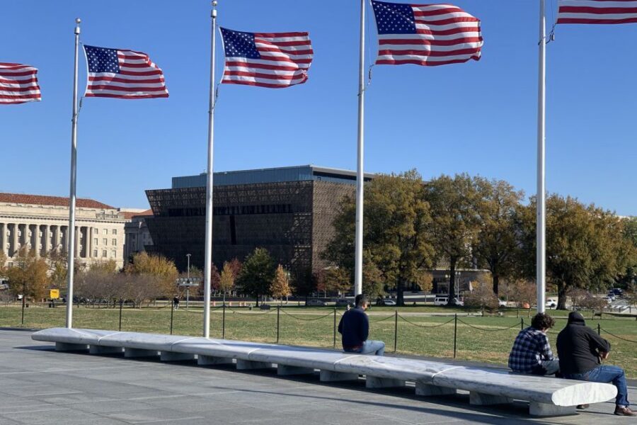 Washington DC: Walking Tour and African American Museum - White House front gates: presidential stories plus African American connections