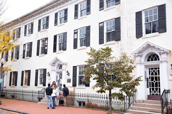 Washington: Potomac River Cruise & Guided Georgetown Walking Tour - Holy Trinity Catholic Church: early Georgetown religious life