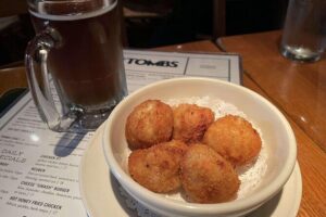 Washington's Hidden Gems Food Tour with 6+ Tasty Bites - Where the Tour Starts and Ends (and Why That Matters)