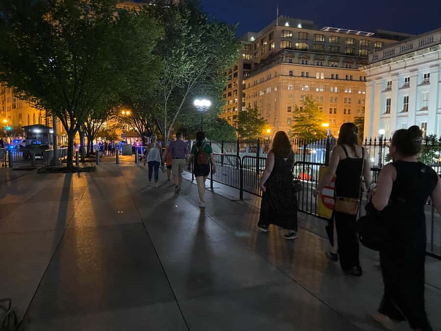 White House at Night: Scandals & Murder Adults Only Tour - Tragedy Square after dark: where the stories feel more than the facts
